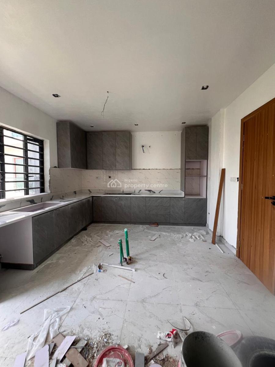 Serviced 4 Bedroom Terrace Duplex, Off Freedom Way.lekki Phase 1, Lekki Phase 1, Lekki, Lagos, Terraced Duplex for Sale
