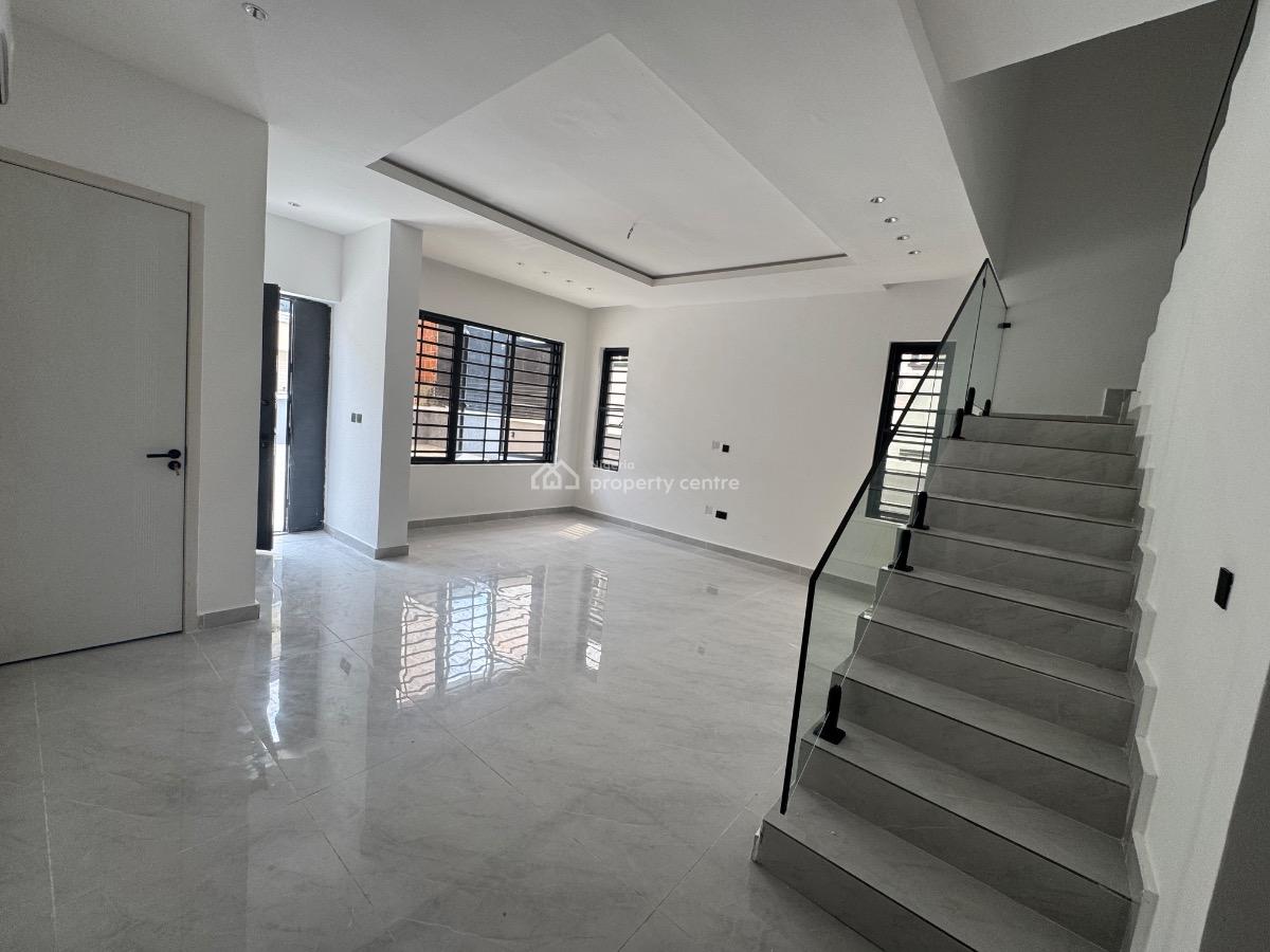 a Brand New Serviced 3 Bedroom Duplexes and Maisonette in Lekki, Lekki Phase 1., Lekki Phase 1, Lekki, Lagos, Terraced Duplex for Sale