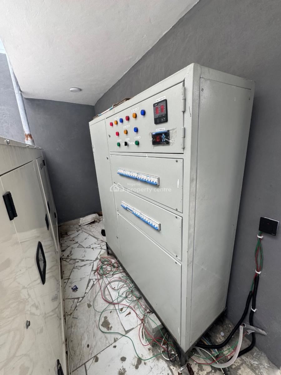 a Brand New Serviced 3 Bedroom Duplexes and Maisonette in Lekki, Lekki Phase 1., Lekki Phase 1, Lekki, Lagos, Terraced Duplex for Sale