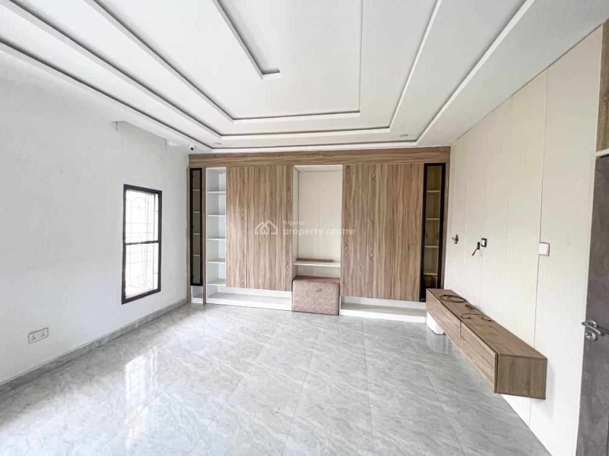 Exquisite 5 Bedrooms Fully Detached Duplex with Bq, Karu, Abuja, Detached Duplex for Sale