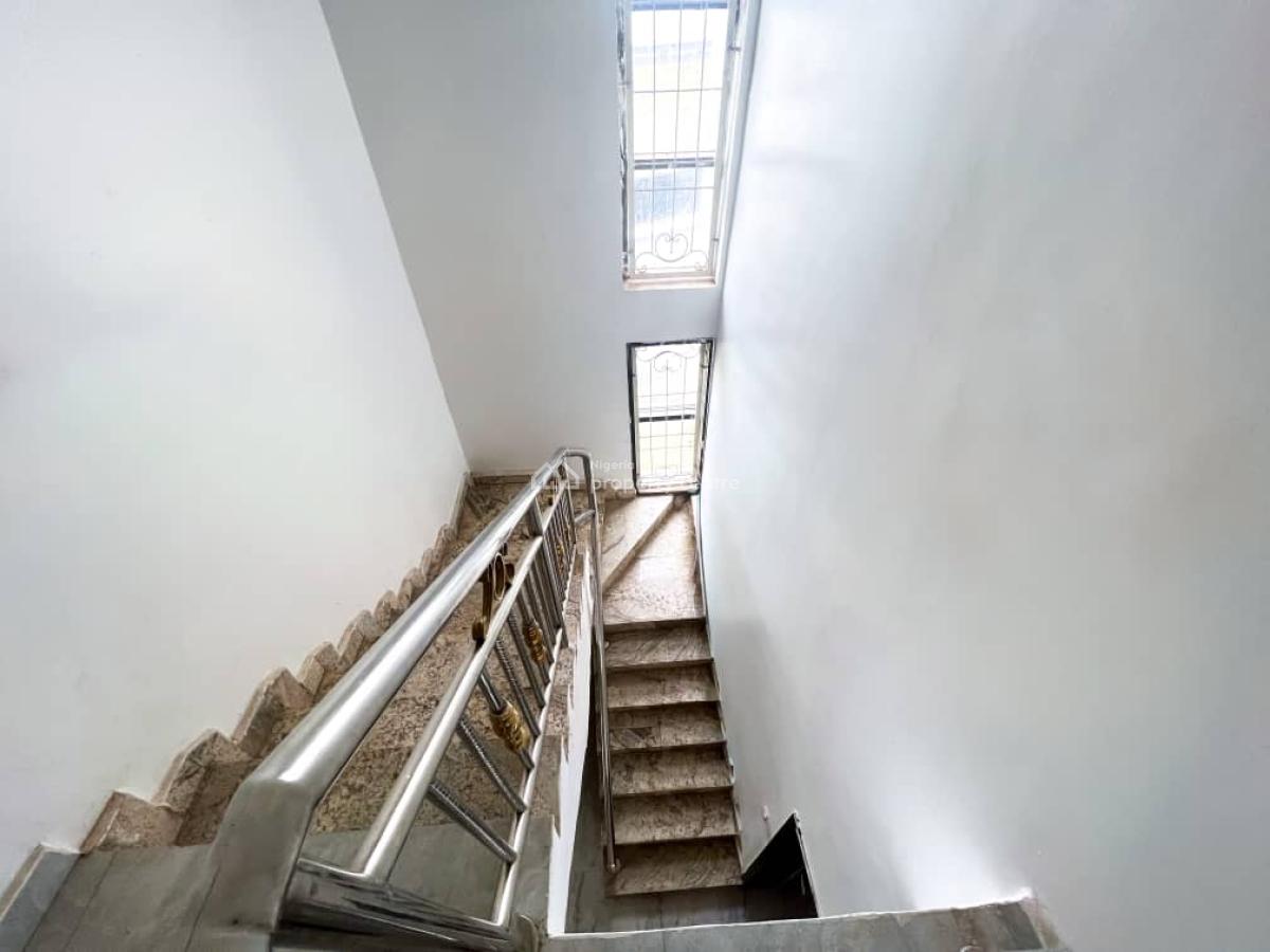 Exquisite 5 Bedrooms Fully Detached Duplex with Bq, Karu, Abuja, Detached Duplex for Sale