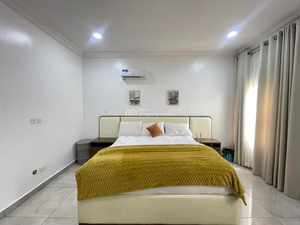 Tastefully Finished 3 Bedroom Apartment with Bq, Off Idowu Martin Street, Victoria Island (vi), Lagos, Block of Flats for Sale