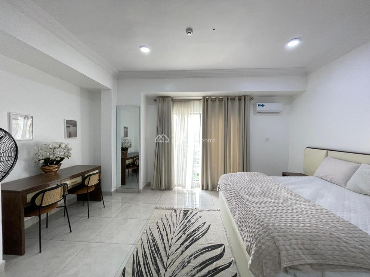 Tastefully Finished 3 Bedroom Apartment with Bq, Off Idowu Martin Street, Victoria Island (vi), Lagos, Block of Flats for Sale
