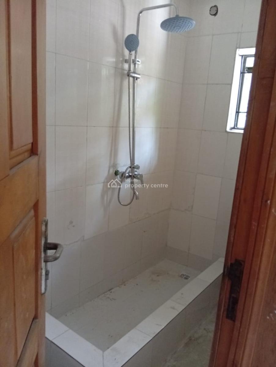 Well Maintained 3 Bedroom Semi Detached with 2 Roombq, Off Admiralty Way, Lekki Phase 1, Lekki, Lagos, Semi-detached Duplex for Rent