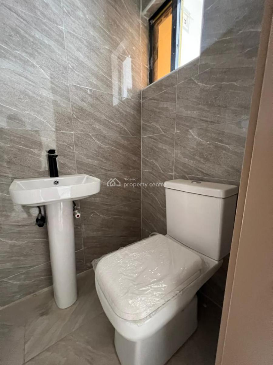 Luxury 1 Bedroom Apartment, Obanikoro, Shomolu, Lagos, Mini Flat (room and Parlour) for Sale