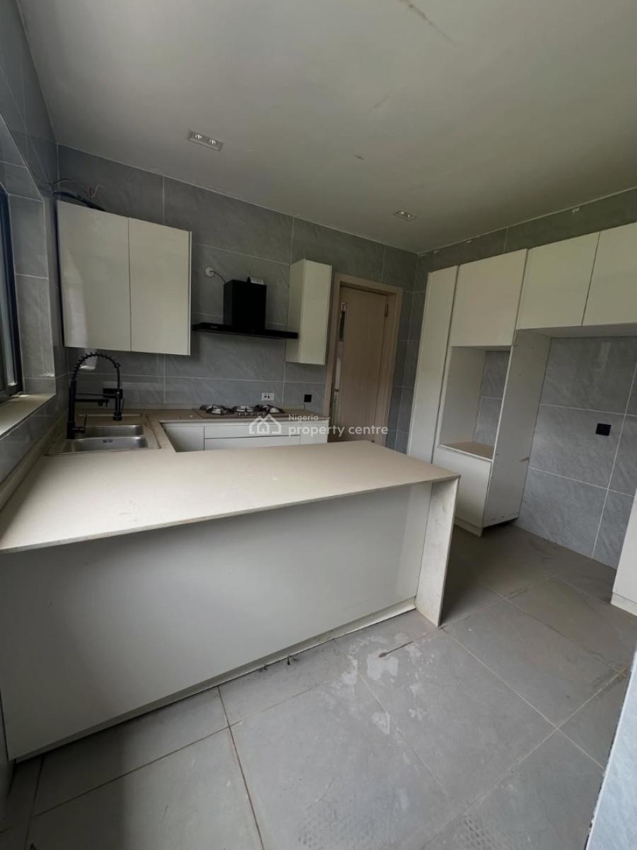 4 Units of 4 Bedroom Terrace Duplex with 2 Units of 4 Beds Semi-detached, Guzape District, Abuja, Terraced Duplex for Sale