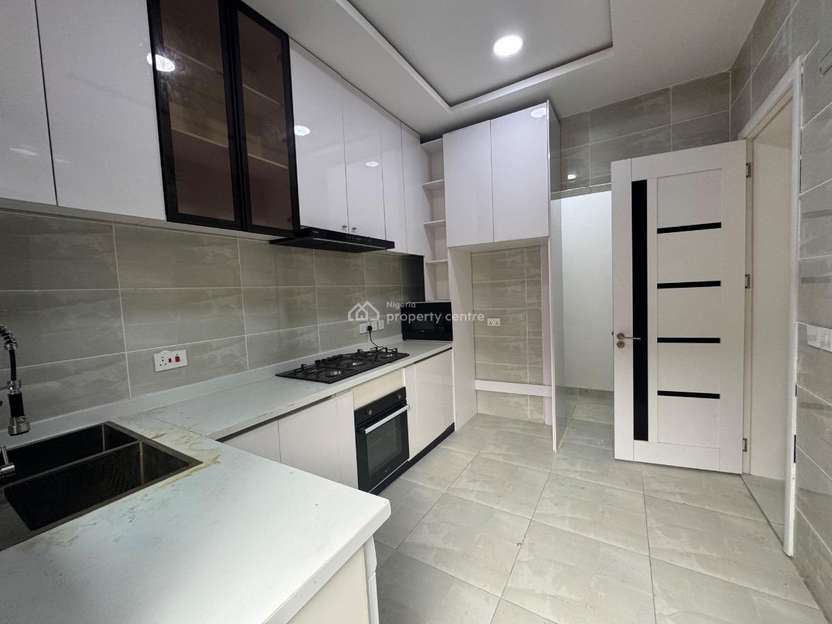 a Brand New 3 Bedroom Apartment with Bq, Lekki Phase 1, Lekki, Lagos, Flat / Apartment for Rent