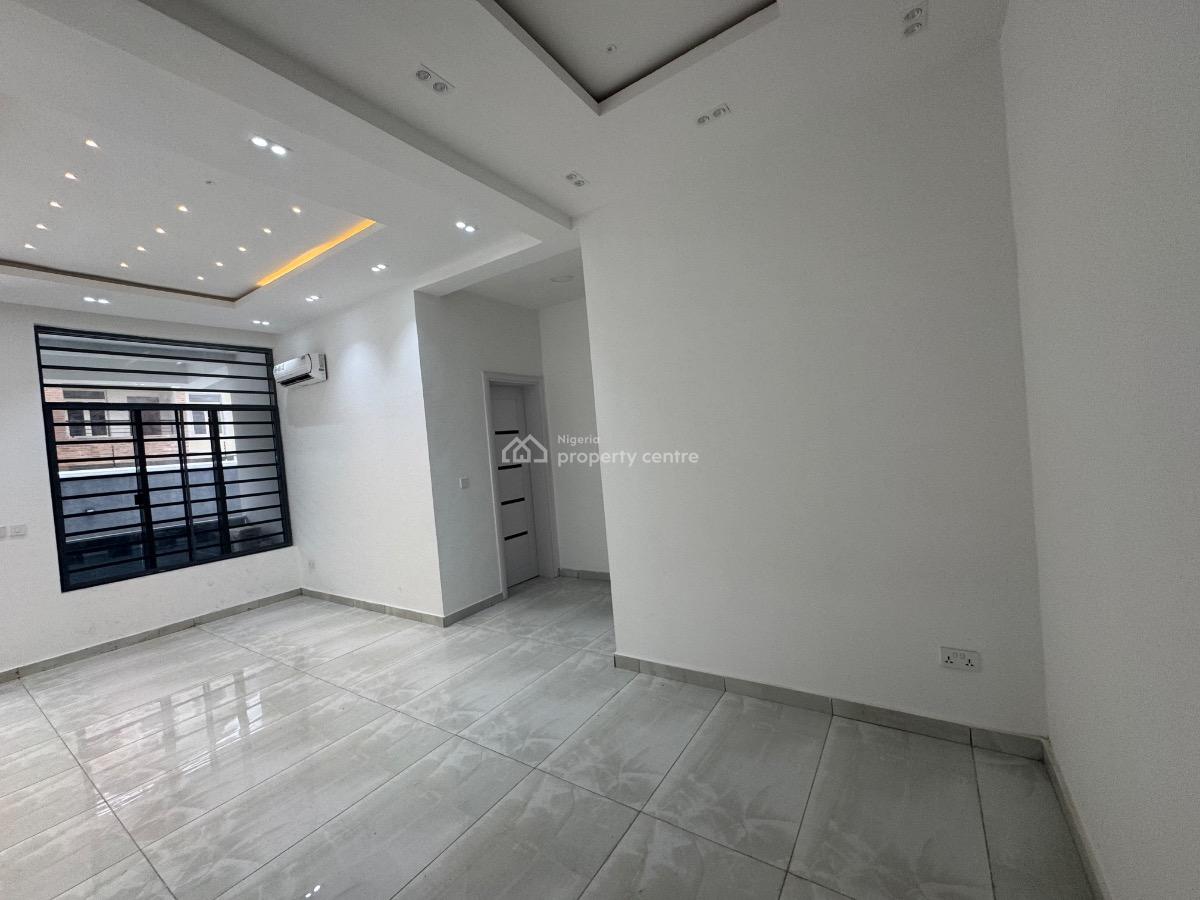 a Brand New 3 Bedroom Apartment with Bq, Lekki Phase 1, Lekki, Lagos, Flat / Apartment for Rent