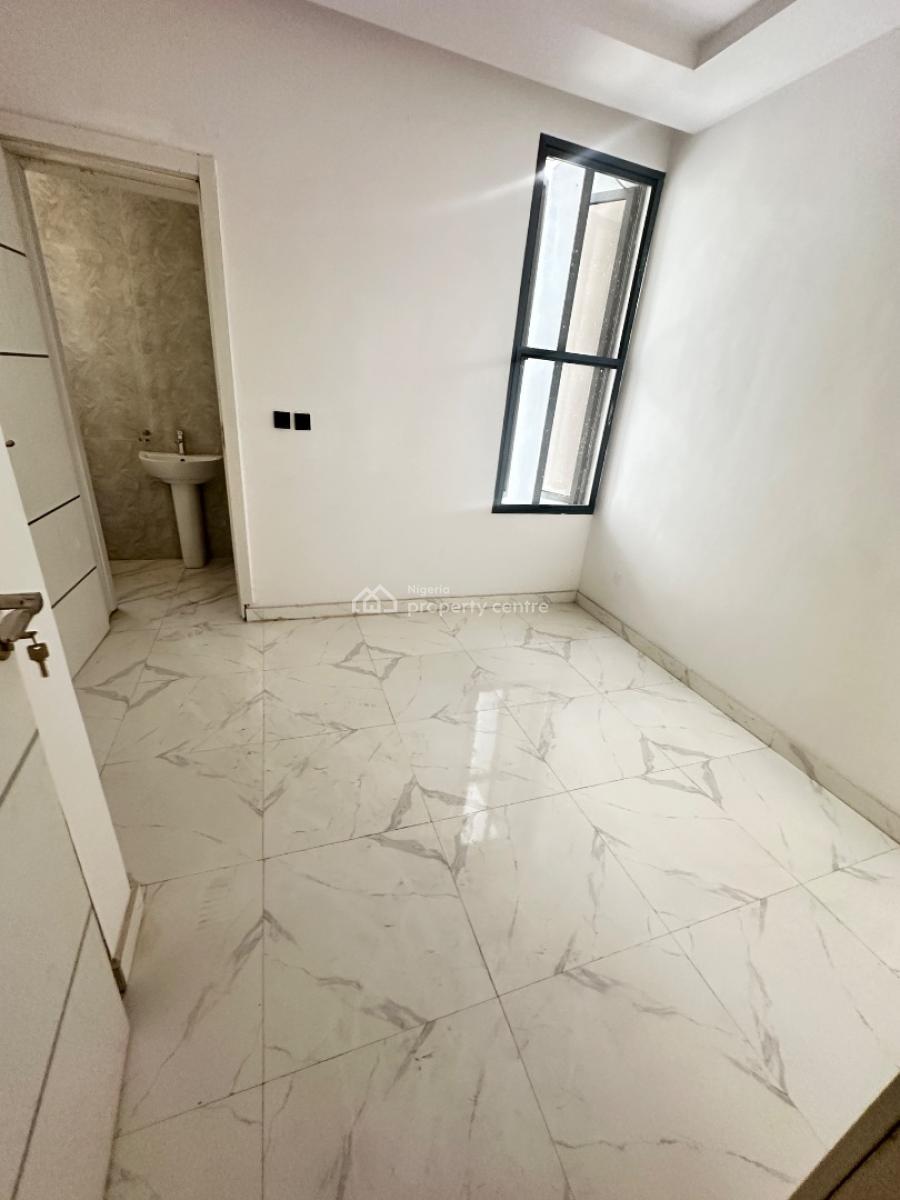Newly Renovated 3 Bedroom Flat with a Bq, Palace Road, Oniru, Victoria Island (vi), Lagos, Flat / Apartment for Rent
