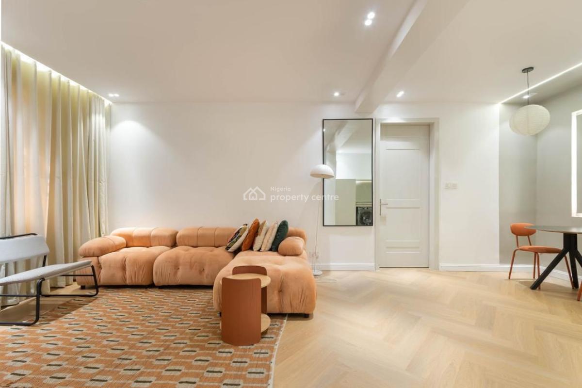 Luxury 1 Bedroom Apartment with Housekeeping and Chef on Demand, Suoerfast Wifi and Gymnasium, Lekki Phase 1, Lekki, Lagos, Flat / Apartment Short Let