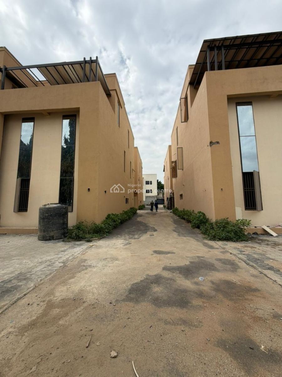 Well Finished 4 Bedroom Detached Duplex  1 Room Bq, Maitama District, Abuja, Detached Duplex for Sale
