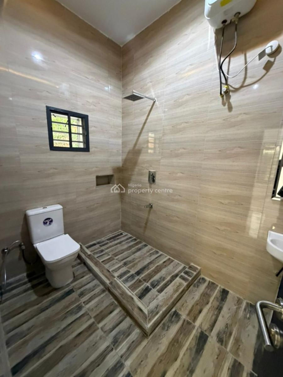 Well Build 3 Beds Bungalow 2 Rooms Bq, Apo, Abuja, Detached Duplex for Sale