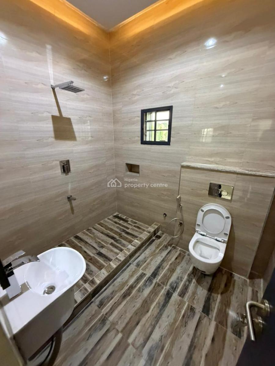 Well Build 3 Beds Bungalow 2 Rooms Bq, Apo, Abuja, Detached Duplex for Sale