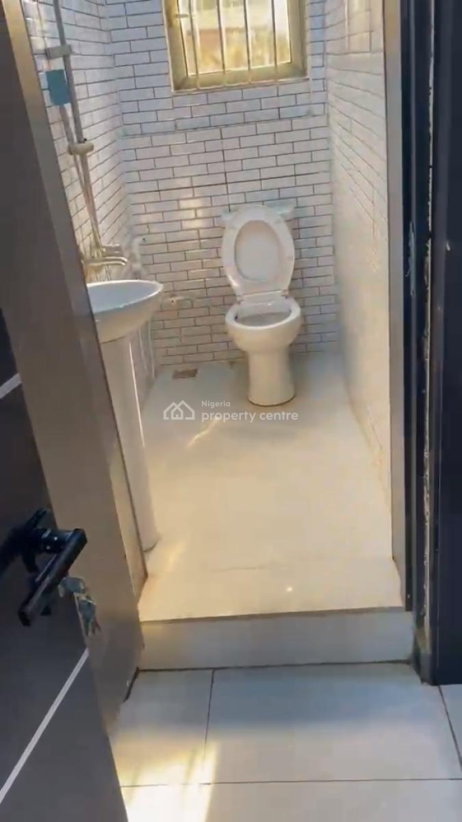 1 Room Office Space, Mende, Maryland, Lagos, Office Space for Rent