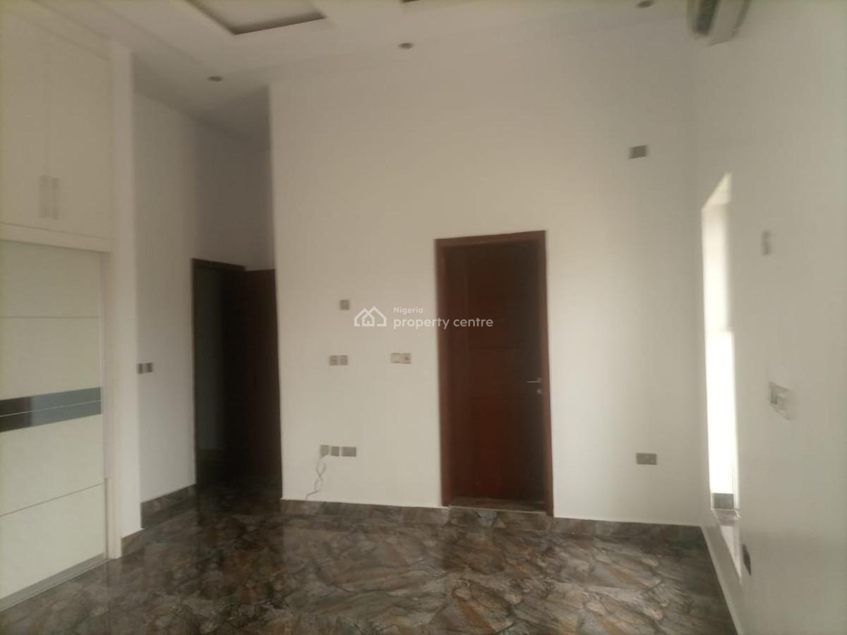 Exquisitely Finished 3 Bedroom Flat with Bq Pool Gym Elevator and 24hr, Banana Island, Ikoyi, Lagos, Flat / Apartment for Rent