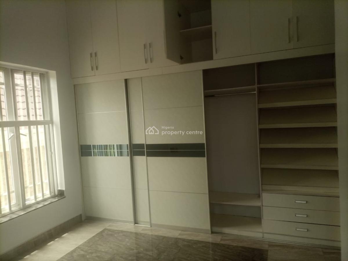 Exquisitely Finished 3 Bedroom Flat with Bq Pool Gym Elevator and 24hr, Banana Island, Ikoyi, Lagos, Flat / Apartment for Rent
