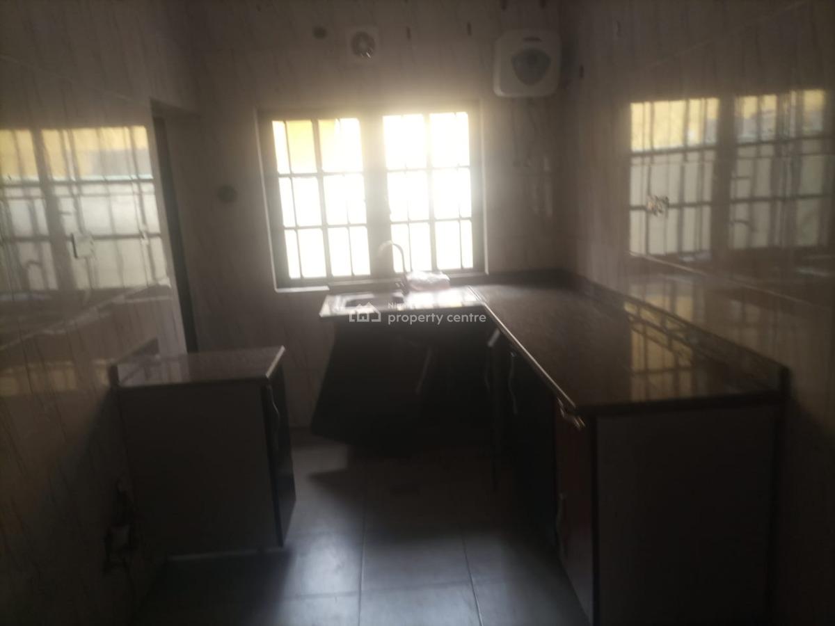Service 3 Bedroom Flat with Bq, Off Bourdilon Road, Ikoyi, Lagos, Flat / Apartment for Rent