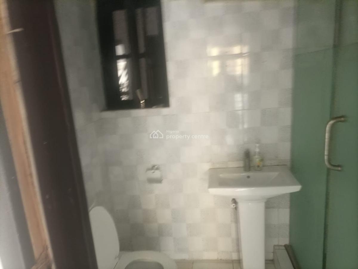 Service 3 Bedroom Flat with Bq, Off Bourdilon Road, Ikoyi, Lagos, Flat / Apartment for Rent