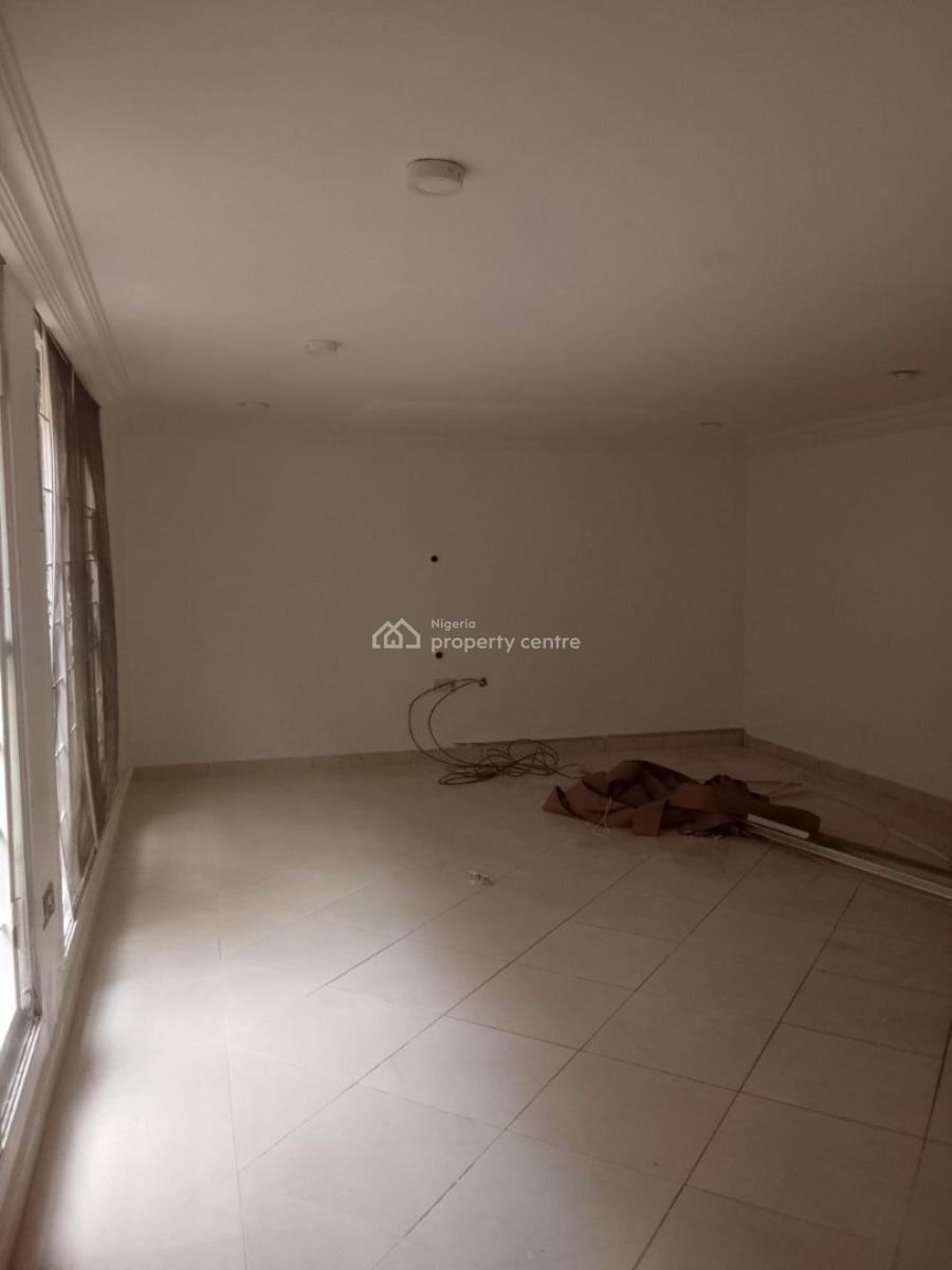 1 Bedroom Apartment, Lekki Phase 1, Lekki, Lagos, Flat / Apartment for Rent