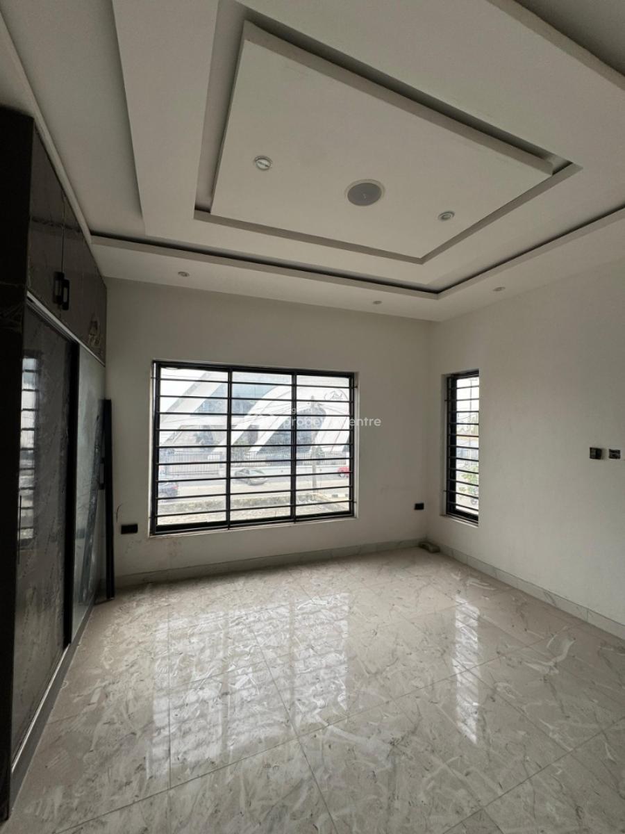 5 Bedroom Semi-detached House, Lekki Phase 1, Lekki, Lagos, Semi-detached Duplex for Sale
