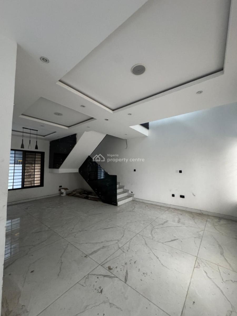 5 Bedroom Semi-detached House, Lekki Phase 1, Lekki, Lagos, Semi-detached Duplex for Sale