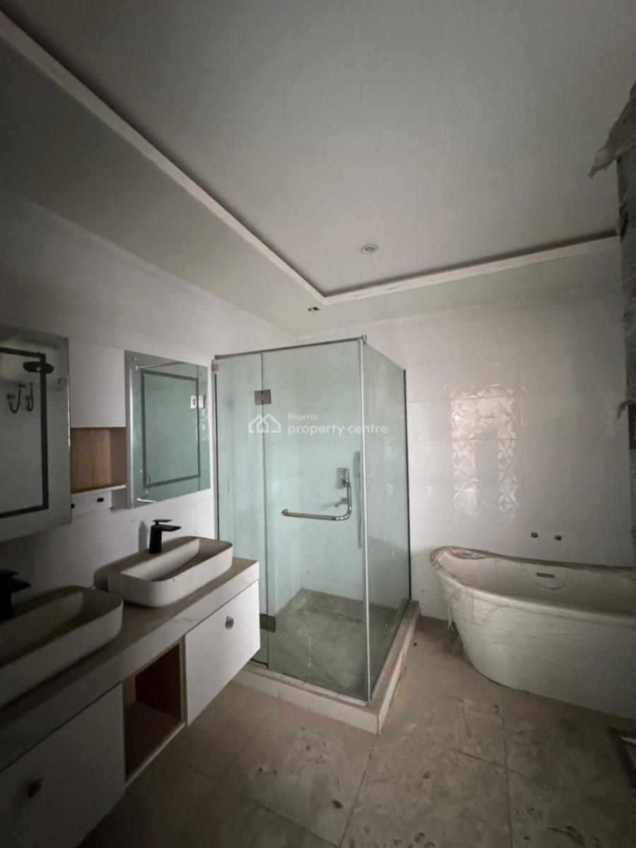 5 Bedroom Semi-detached House, Lekki Phase 1, Lekki, Lagos, Semi-detached Duplex for Sale