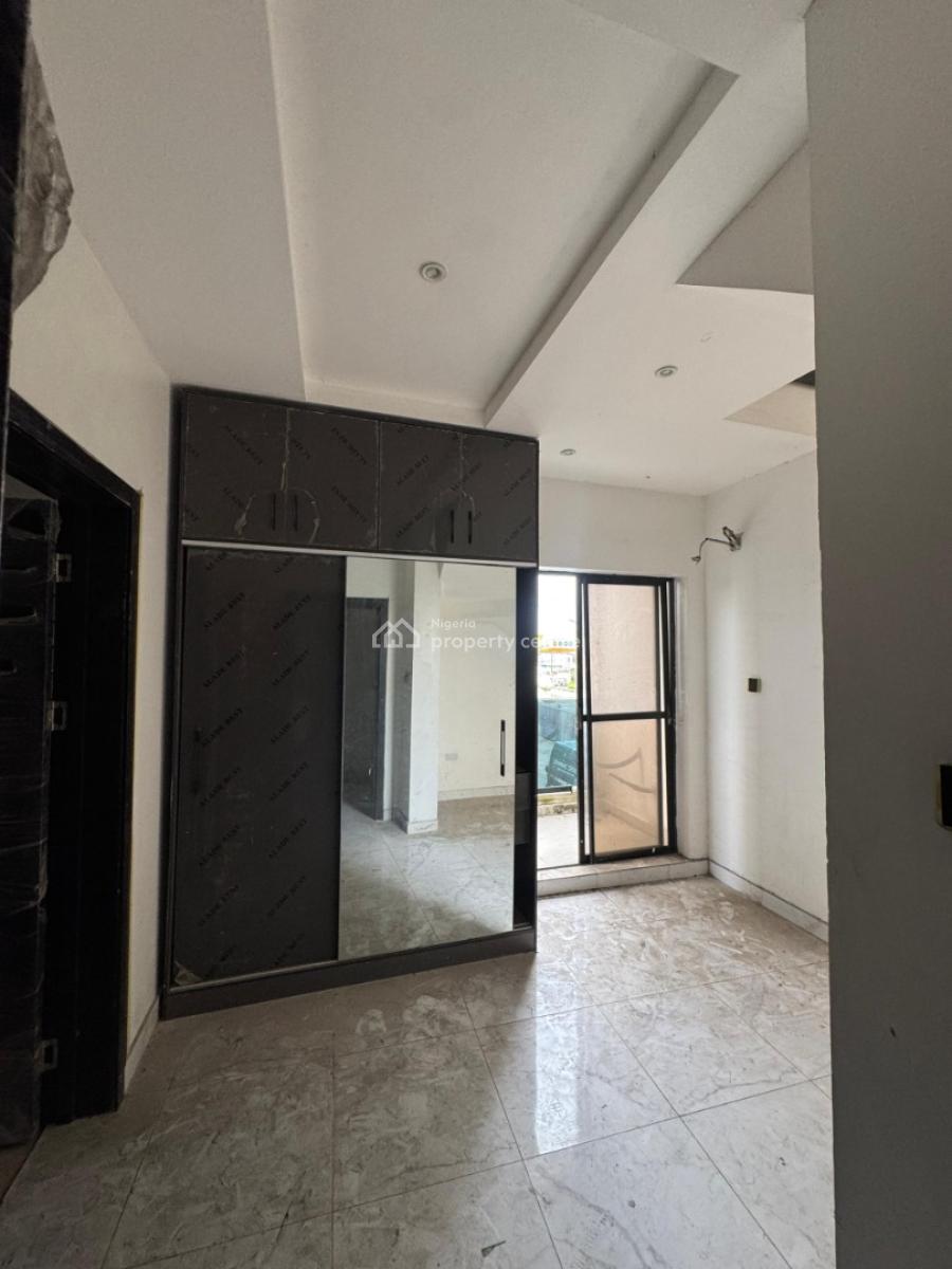 5 Bedroom Semi-detached House, Lekki Phase 1, Lekki, Lagos, Semi-detached Duplex for Sale