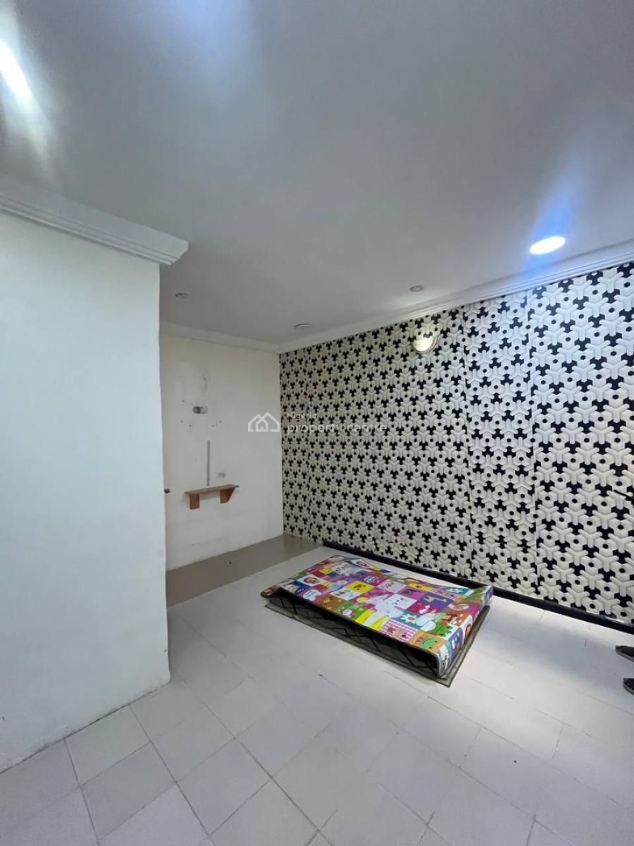 1 Bedroom Apartment, Lekki Phase 1, Lekki, Lagos, Flat / Apartment for Rent