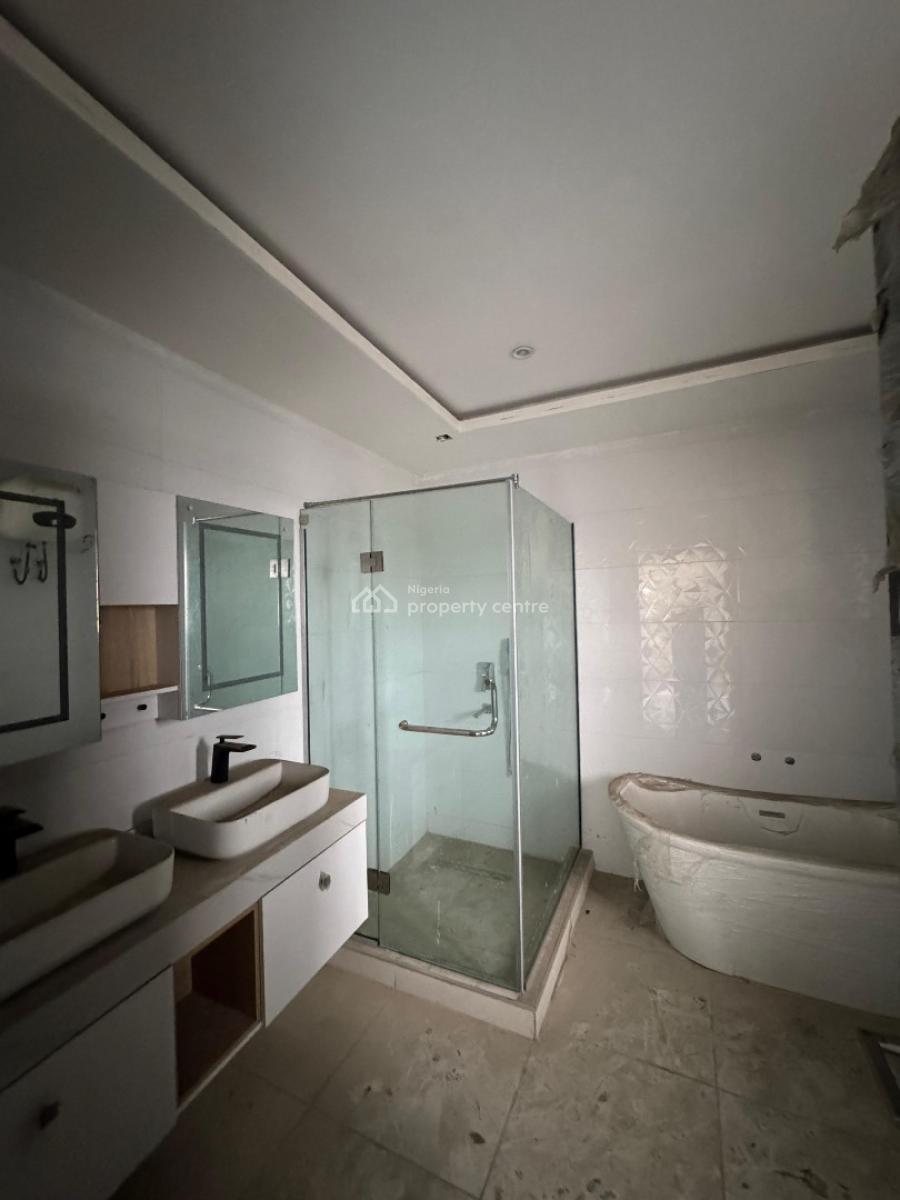 5 Bedroom Semi-detached House, Lekki Phase 1, Lekki, Lagos, Semi-detached Duplex for Sale