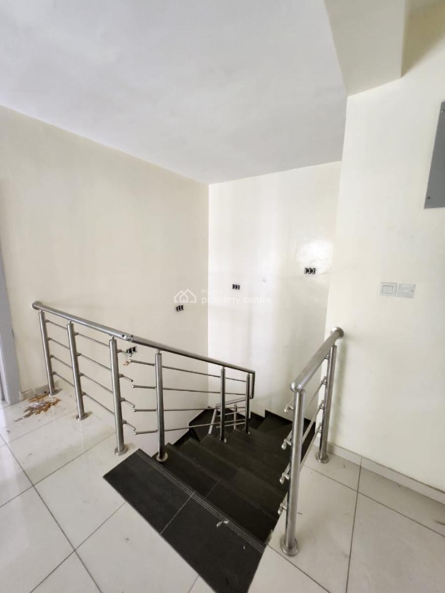 4 Bedroom Terrace Duplex, Off Admiralty Way, Lekki Phase 1, Lekki, Lagos, Terraced Duplex for Rent