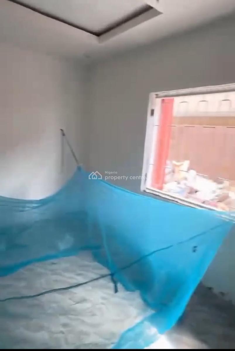 Nicely Renovated 2 Bedroom Ground Flat(ensuite), Ifako, Gbagada, Lagos, Flat / Apartment for Rent