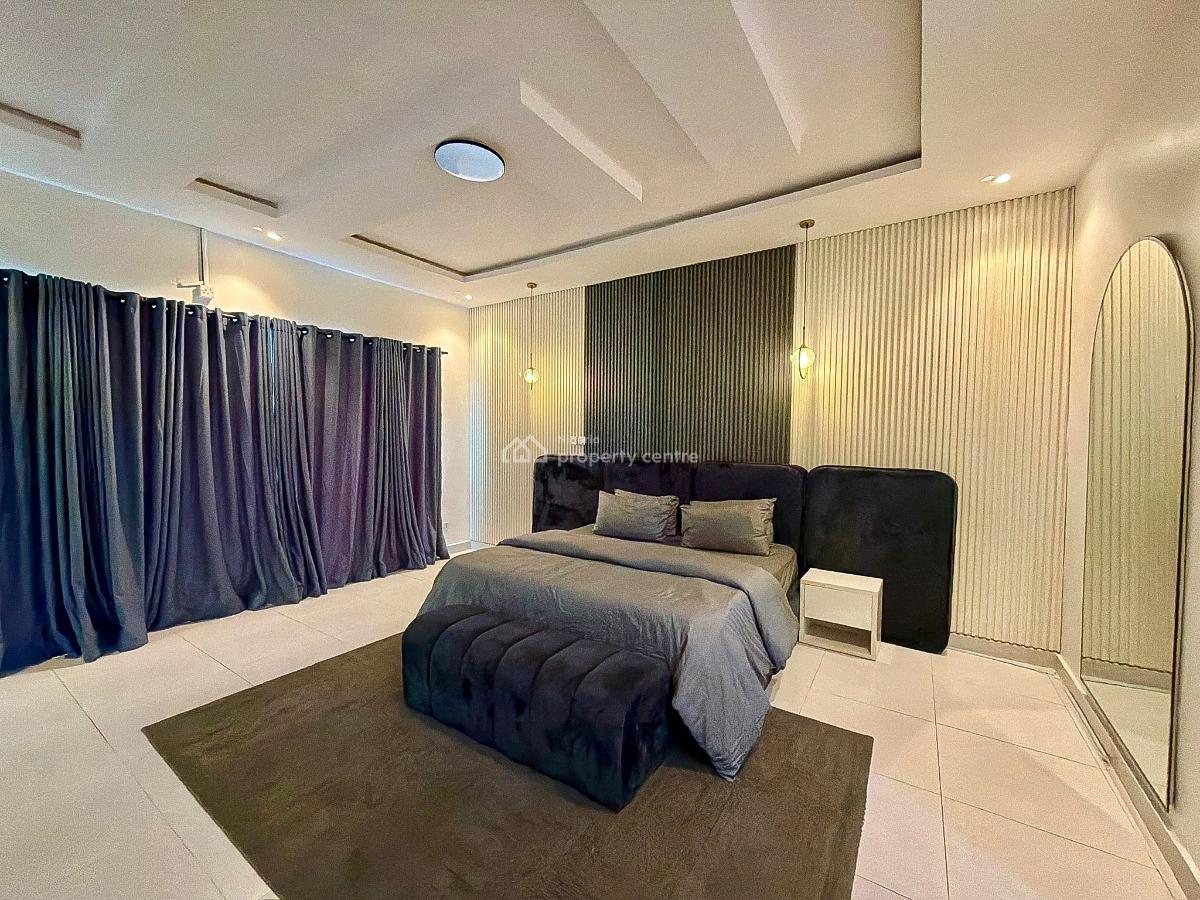 Deluxe Pent Floor 3 Bedroom with Snooker & Rooftop Pool, Tokunbo Omisore Street Off Wole Olateju Crescent, Lekki Phase 1, Lekki, Lagos, Flat / Apartment Short Let