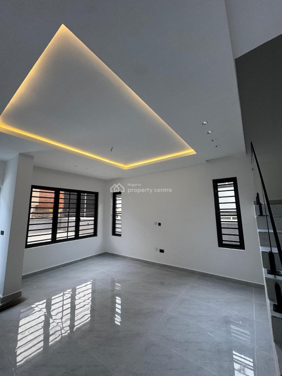 3 Bedroom Maisonette, Lekki Phase 2, Lekki, Lagos, Detached Duplex for Rent