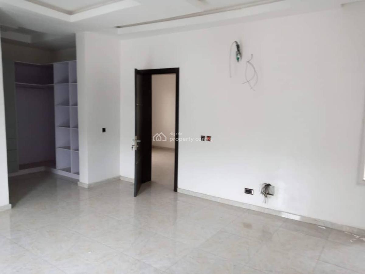 Large 4br Townhouse with Staff Quarters in Serviced Premises, Oduduwa Crescent, Ikeja Gra, Ikeja, Lagos, House for Sale
