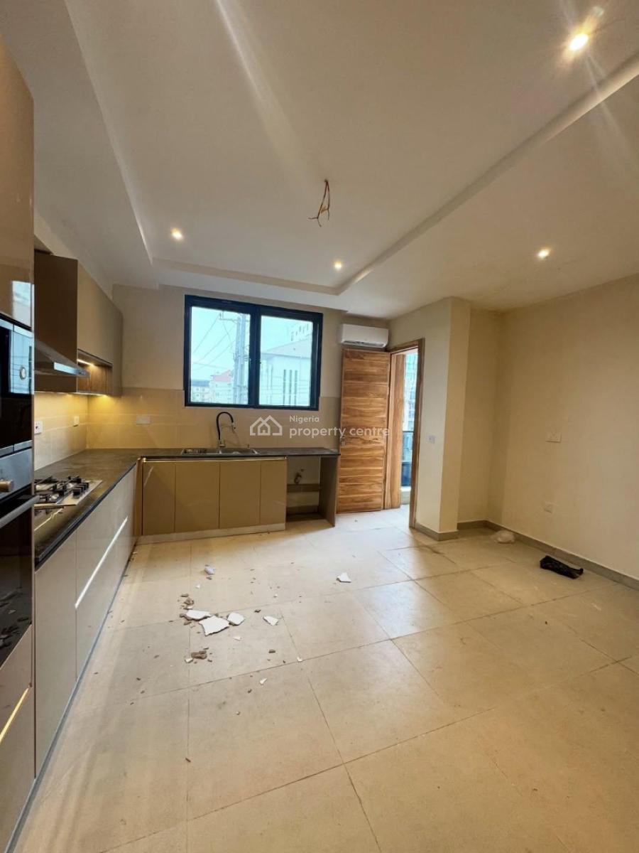 3 Bedroom Flat with a Bq, Off Admiralty Lekki Phase 1,lekki Lagos, Lekki Phase 1, Lekki, Lagos, Flat / Apartment for Rent