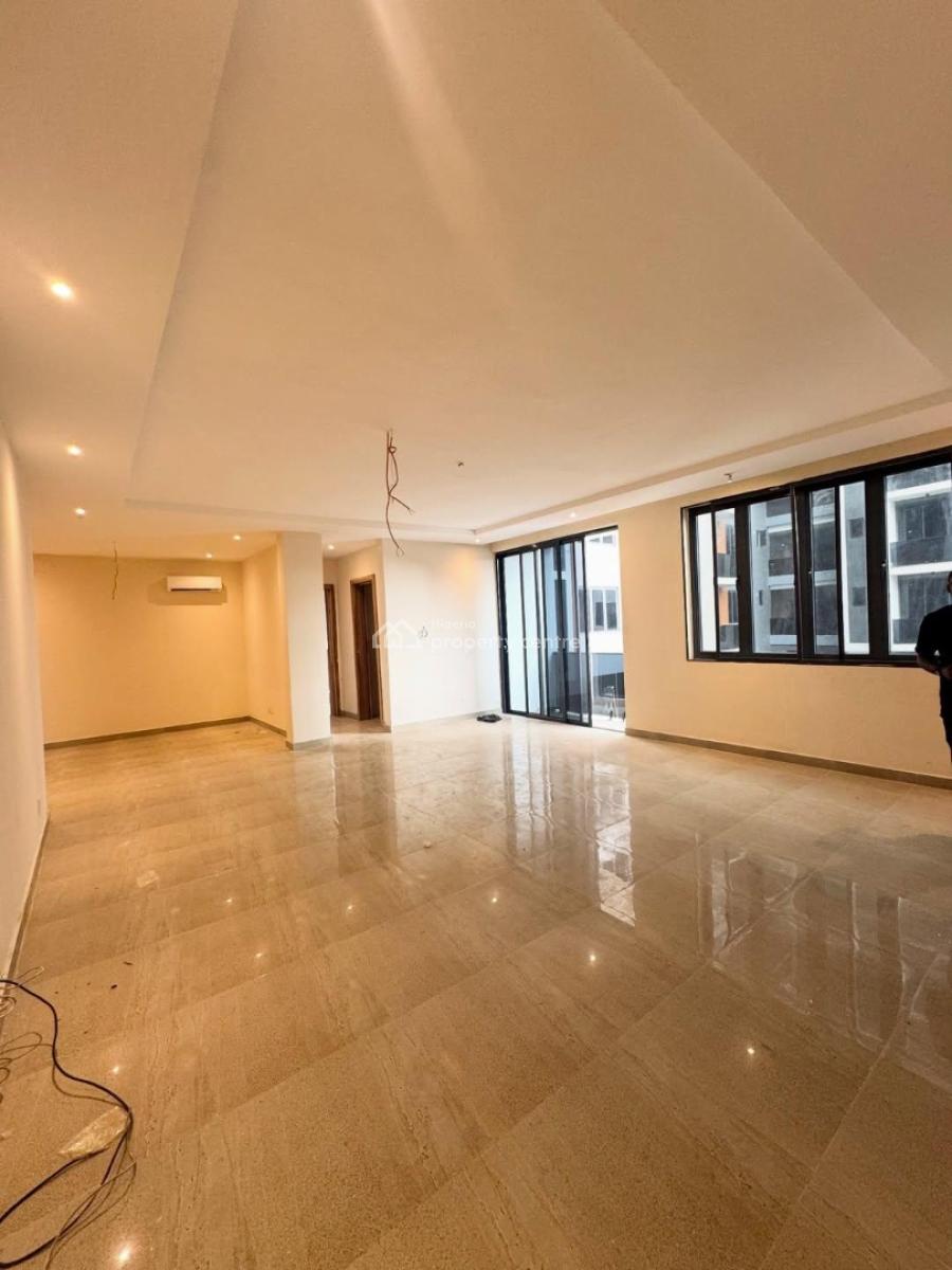 3 Bedroom Flat with a Bq, Off Admiralty Lekki Phase 1,lekki Lagos, Lekki Phase 1, Lekki, Lagos, Flat / Apartment for Rent