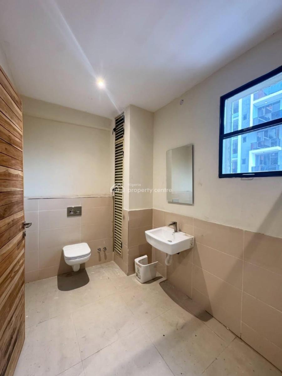 3 Bedroom Flat with a Bq, Off Admiralty Lekki Phase 1,lekki Lagos, Lekki Phase 1, Lekki, Lagos, Flat / Apartment for Rent