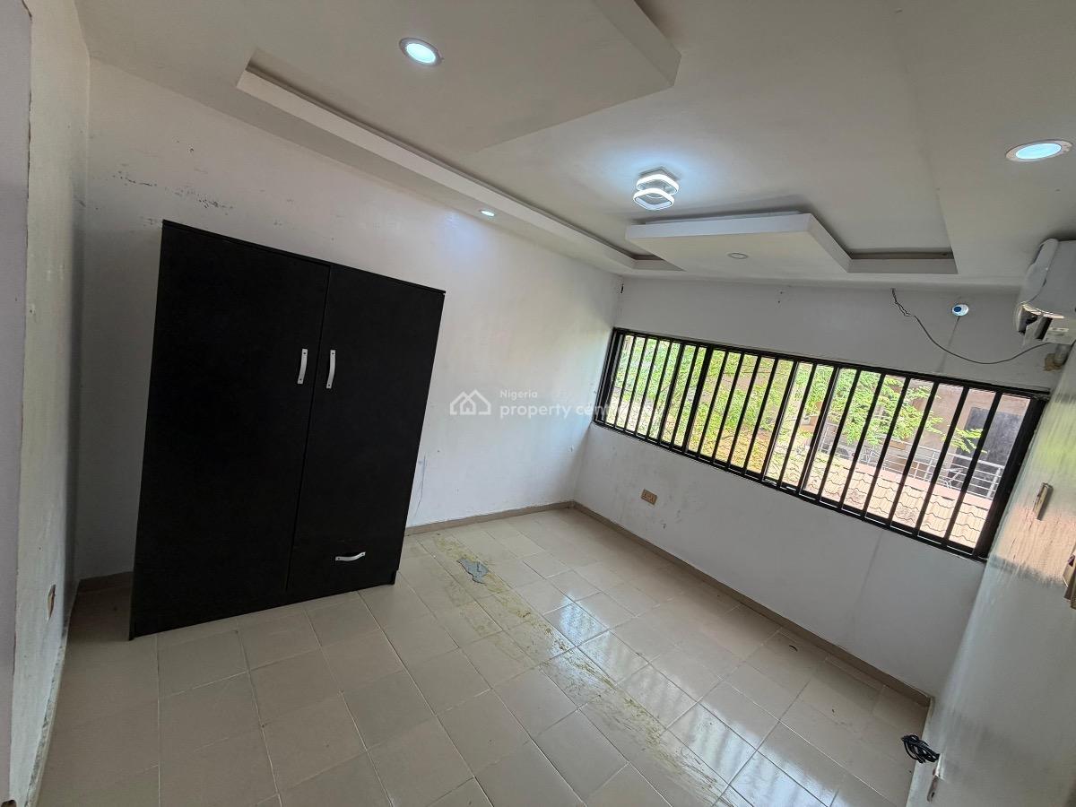 a Nice and Spacious 1 Bedroom, Off Admiralty Way, Lekki Phase 1, Lekki, Lagos, Mini Flat (room and Parlour) for Rent