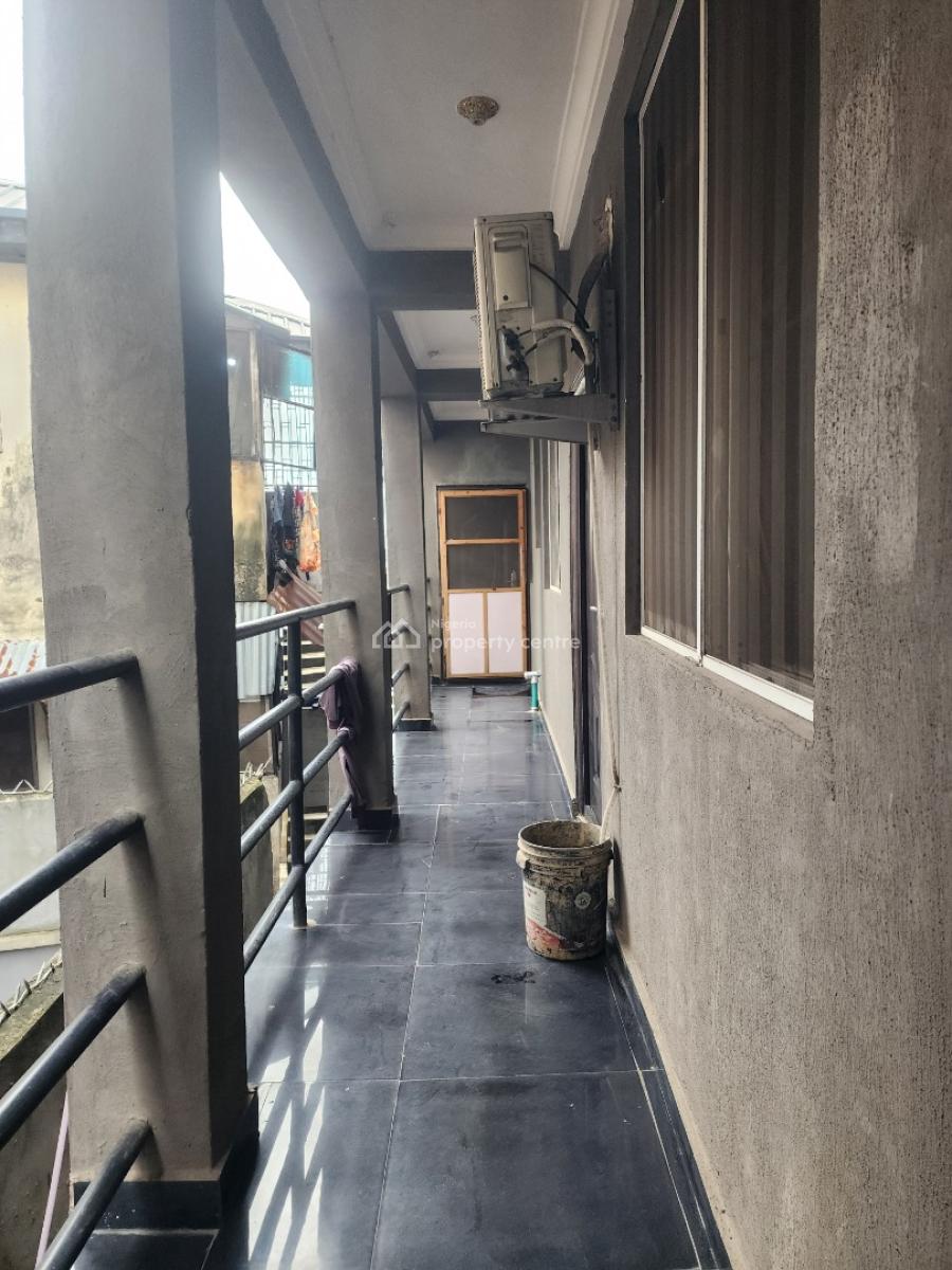 a Standard Rooms Self Con Available, Alagomeji, Yaba, Lagos, Self Contain (single Rooms) for Rent