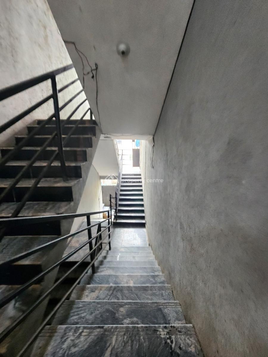 a Standard Rooms Self Con Available, Alagomeji, Yaba, Lagos, Self Contain (single Rooms) for Rent