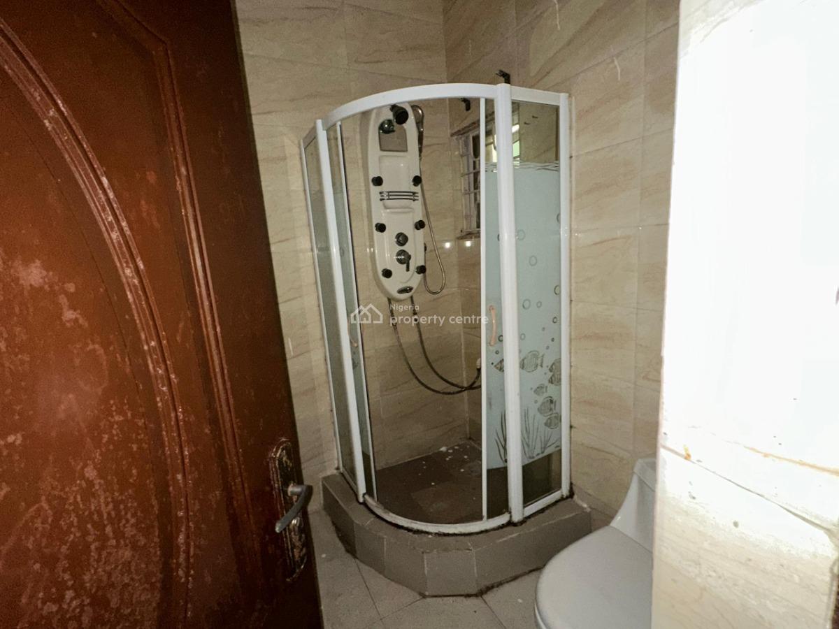 3bedroom Flat, Off International Airport Road Ajao Estate, Isolo, Lagos, Flat / Apartment for Rent