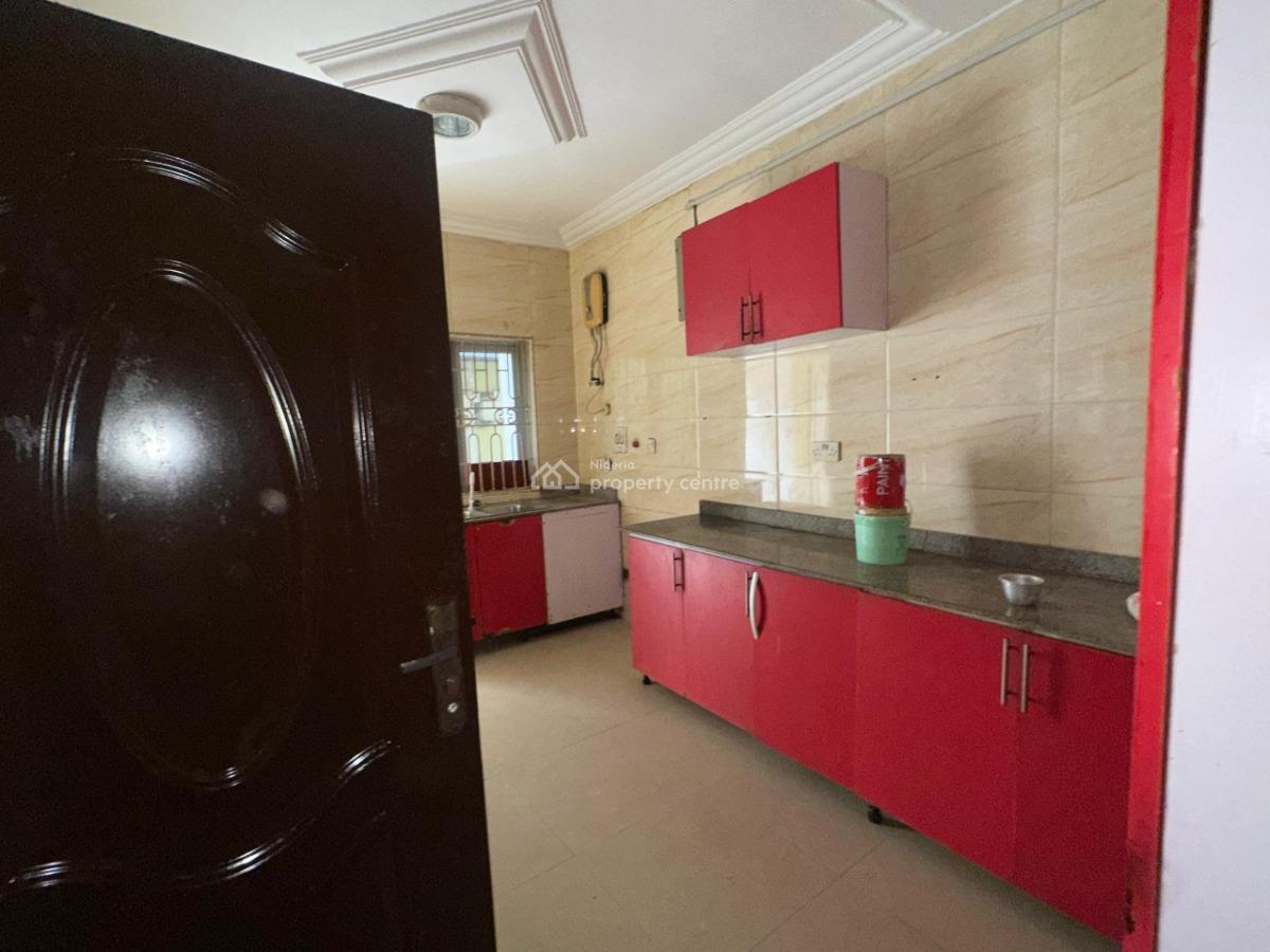 3bedroom Flat, Off International Airport Road Ajao Estate, Isolo, Lagos, Flat / Apartment for Rent