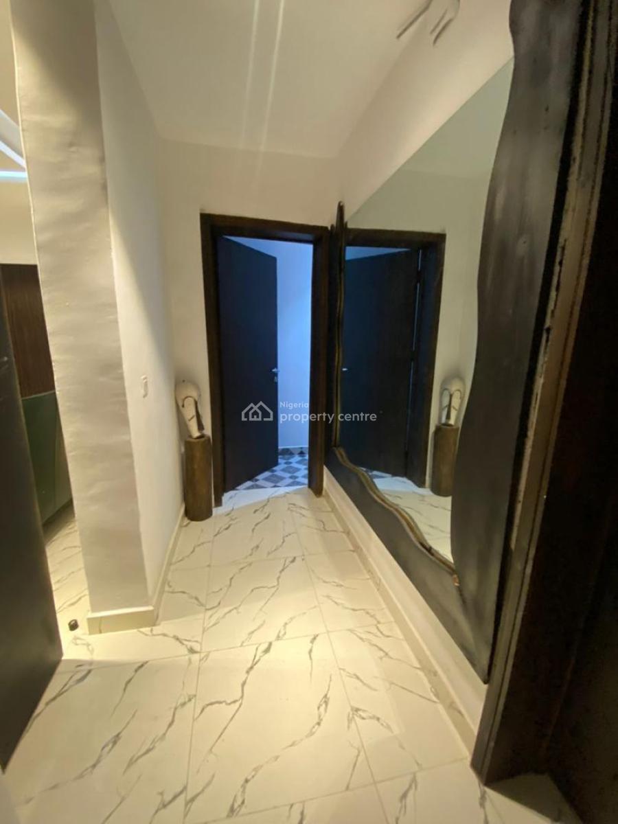 3bedroom Flat, Off International Airport Road Ajao Estate, Isolo, Lagos, Flat / Apartment for Rent