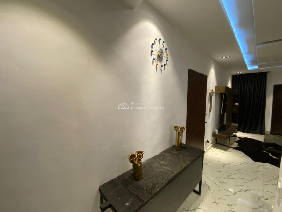 3bedroom Flat, Off International Airport Road Ajao Estate, Isolo, Lagos, Flat / Apartment for Rent
