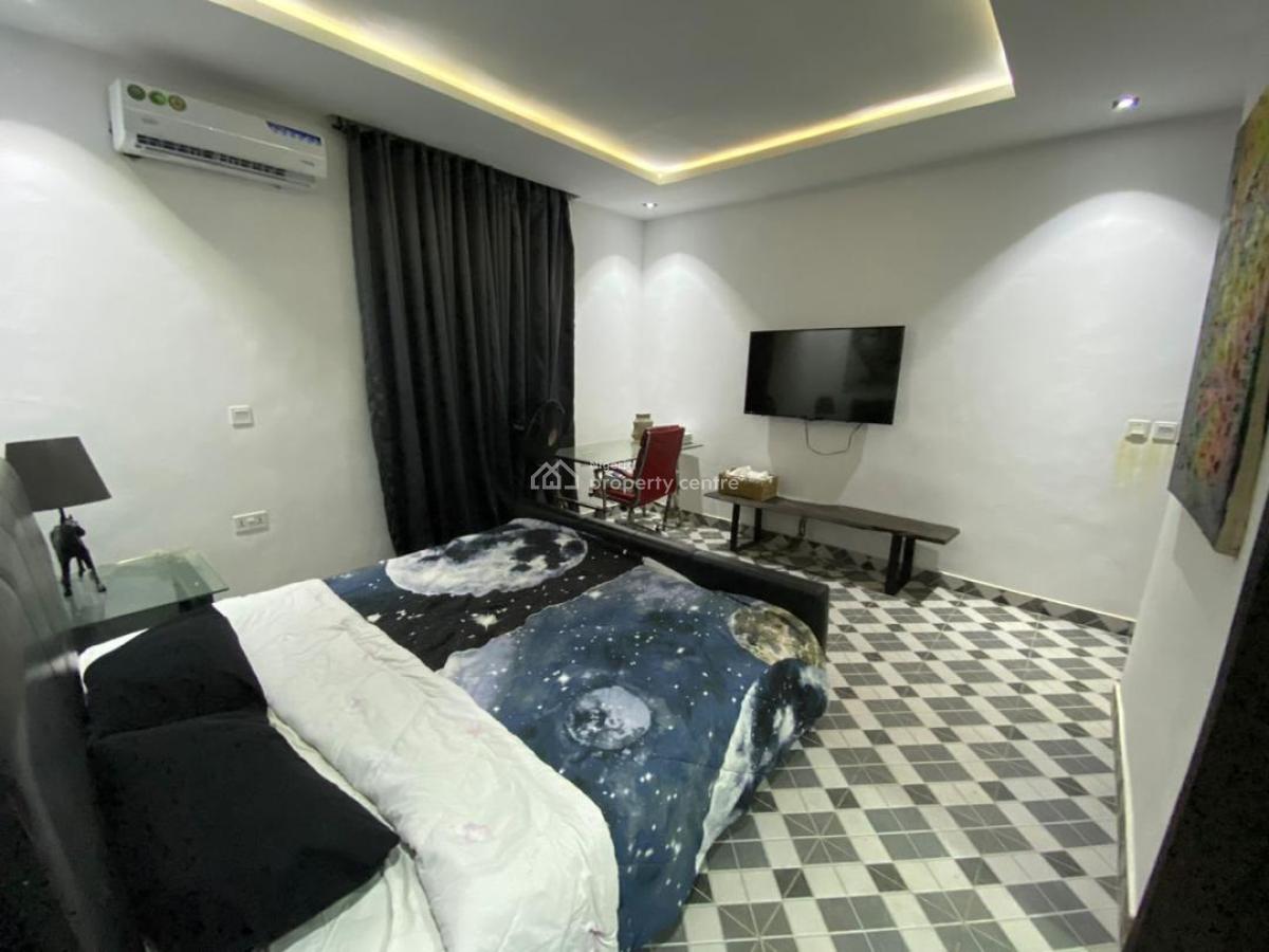 3bedroom Flat, Off International Airport Road Ajao Estate, Isolo, Lagos, Flat / Apartment for Rent