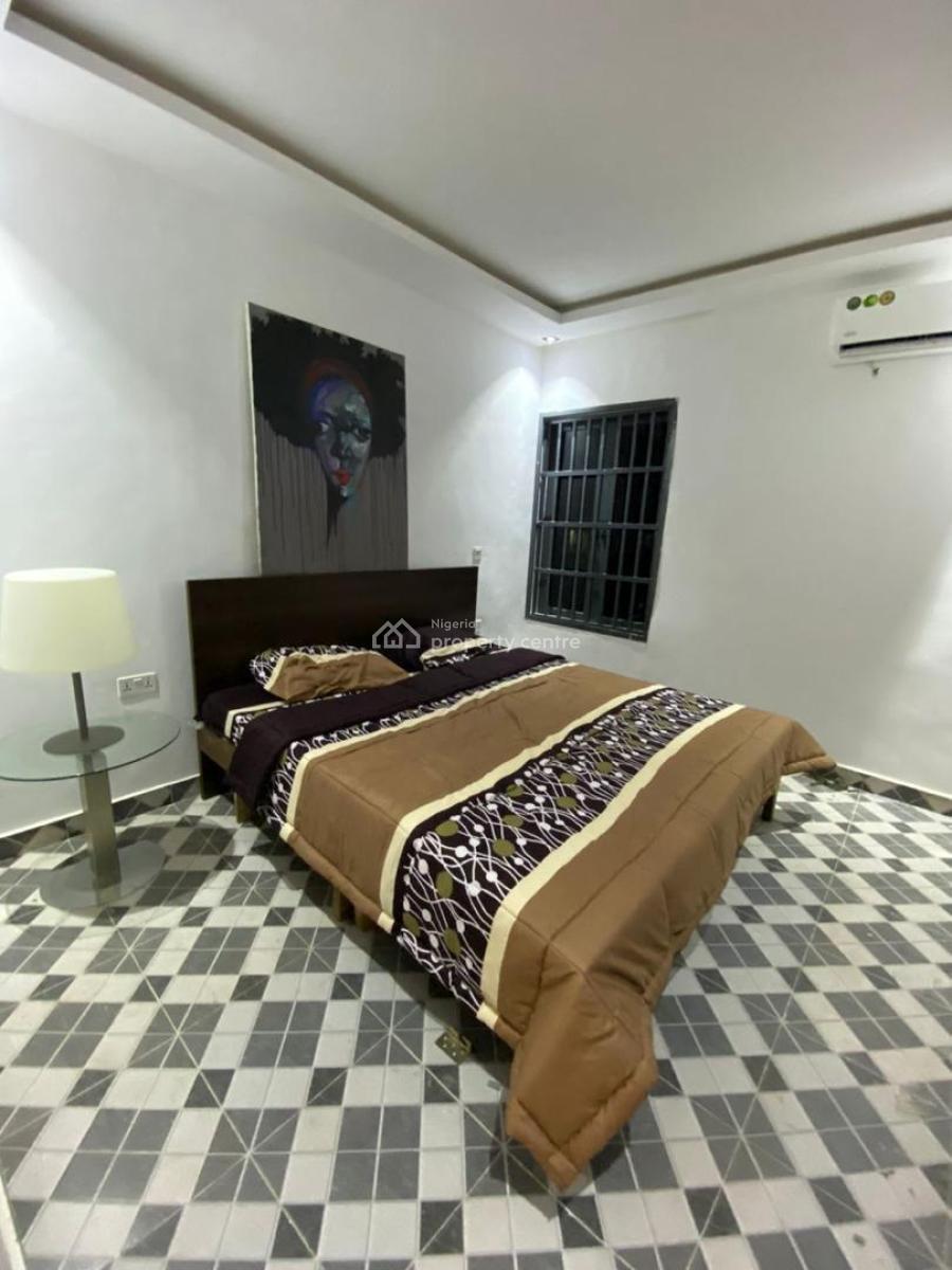 3bedroom Flat, Off International Airport Road Ajao Estate, Isolo, Lagos, Flat / Apartment for Rent