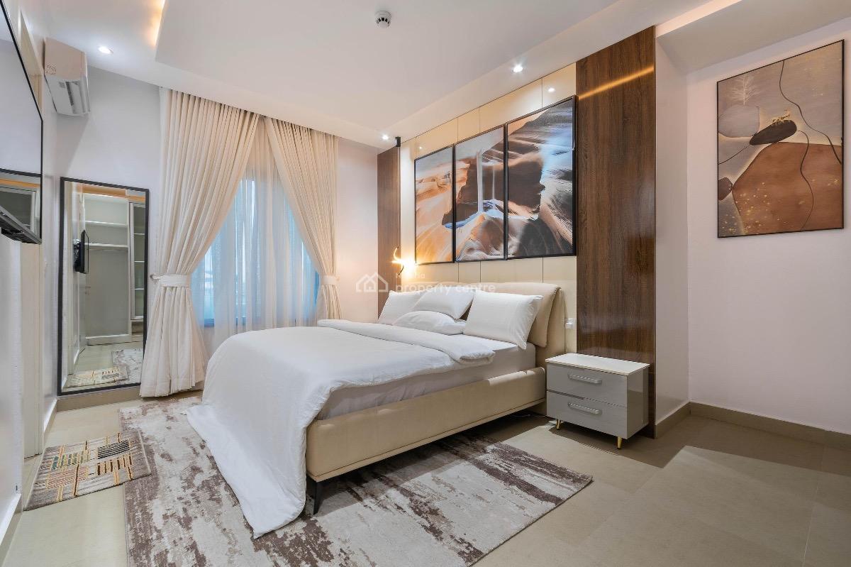 Luxury & Aesthetic 1 Bedroom Apartment W/ Pool, Gym & Rooftop Terrace, Lekki Phase 1, Lekki, Lagos, Flat / Apartment Short Let
