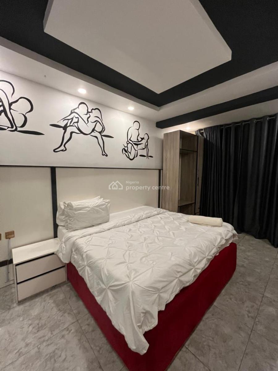 Brand New 1 Bedroom with Other Top Notch, Lekki Phase 1, Lekki, Lagos, Flat / Apartment Short Let