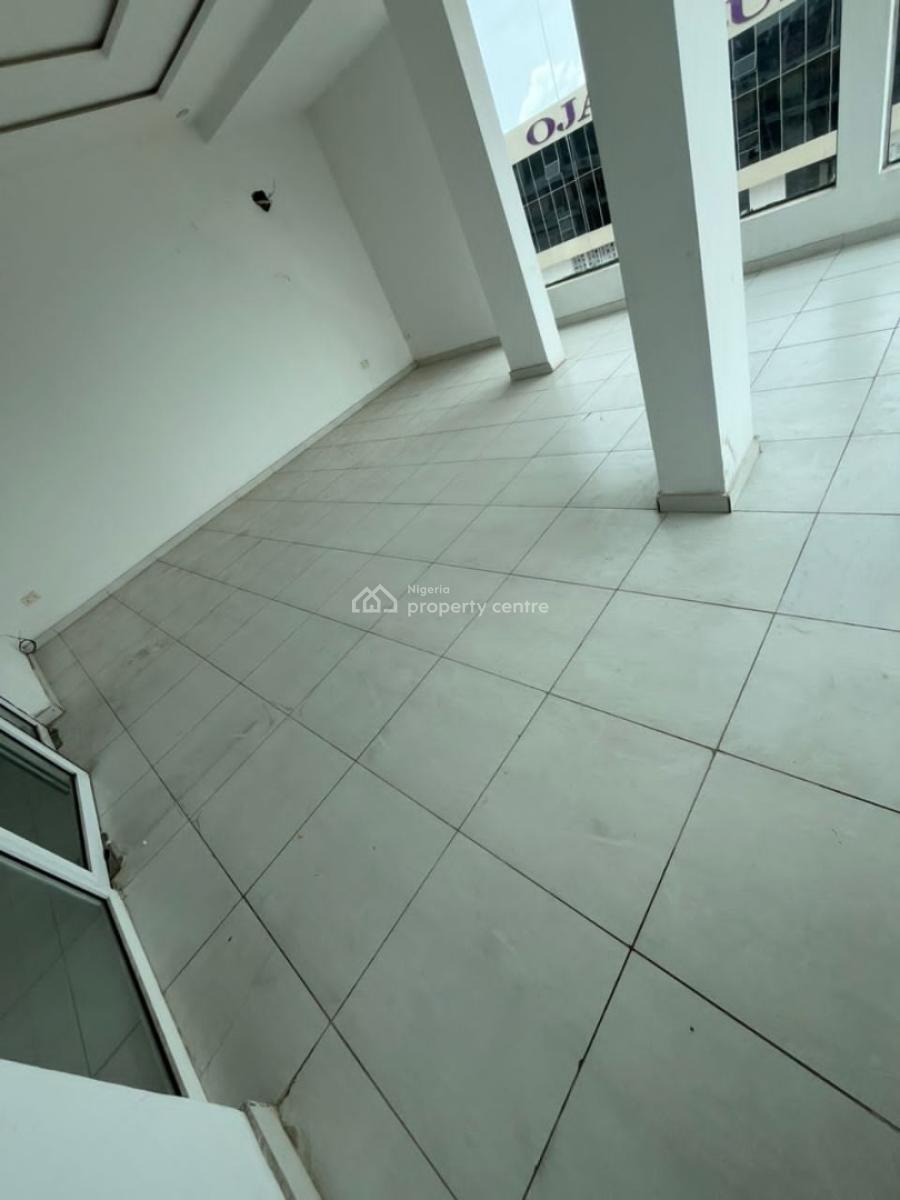 Brand New Luxury Shop, Ogombo Road, Lekki Scheme 2, Ajah, Lagos, Shop for Rent