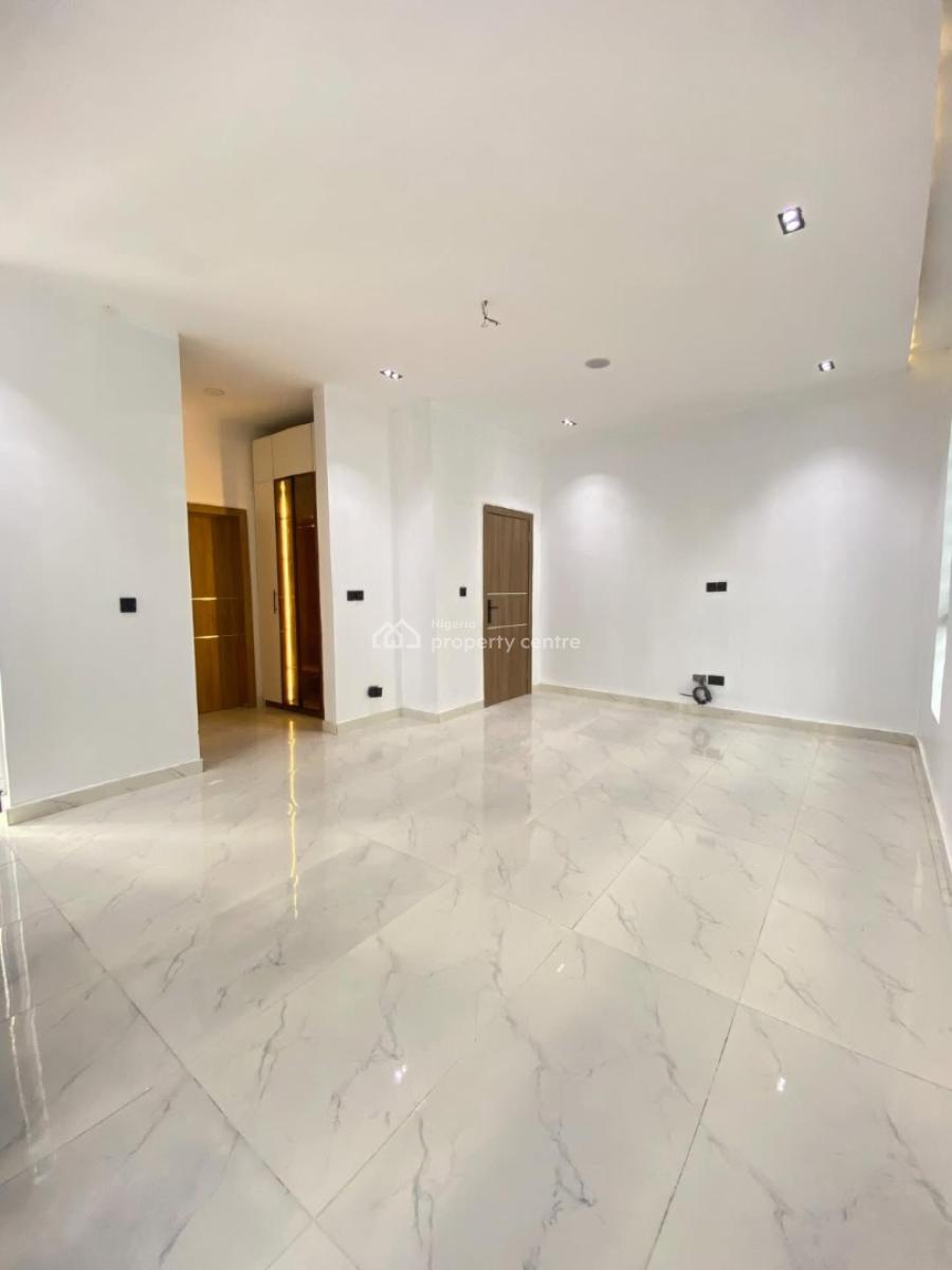 Luxurious  4-bedrooms Fully Detached  Duplex with Bq, Ikota, Lekki, Lagos, Detached Duplex for Sale